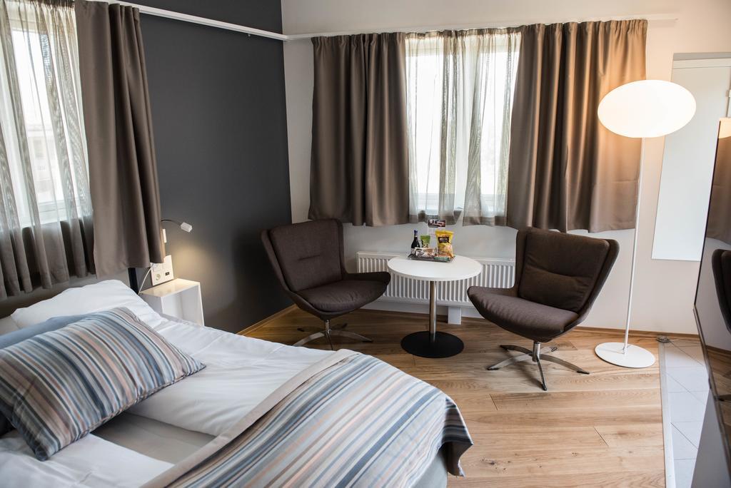 Dolmsundet Hotell Hitra Melandsjøen Extérieur photo